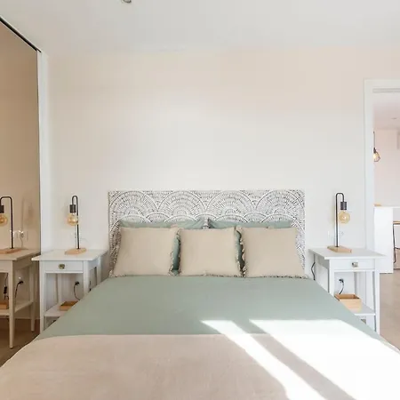 Port And Apartment *